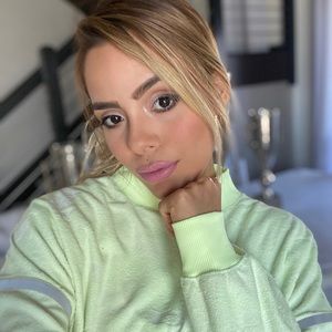 Meet your Posher, Diana